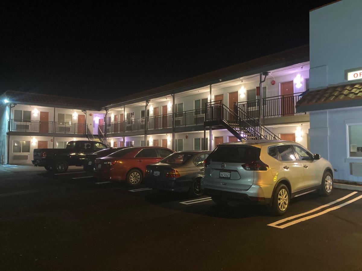 Pasadena Lodge Motel